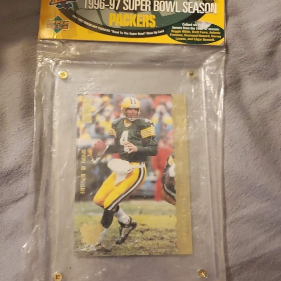 Brand New Brett Favre Quarterback Superbowel Card - Picture 1 of 2